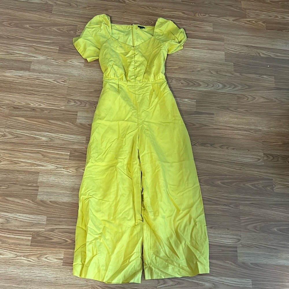 Ann Taylor jumpsuit yellow size 4